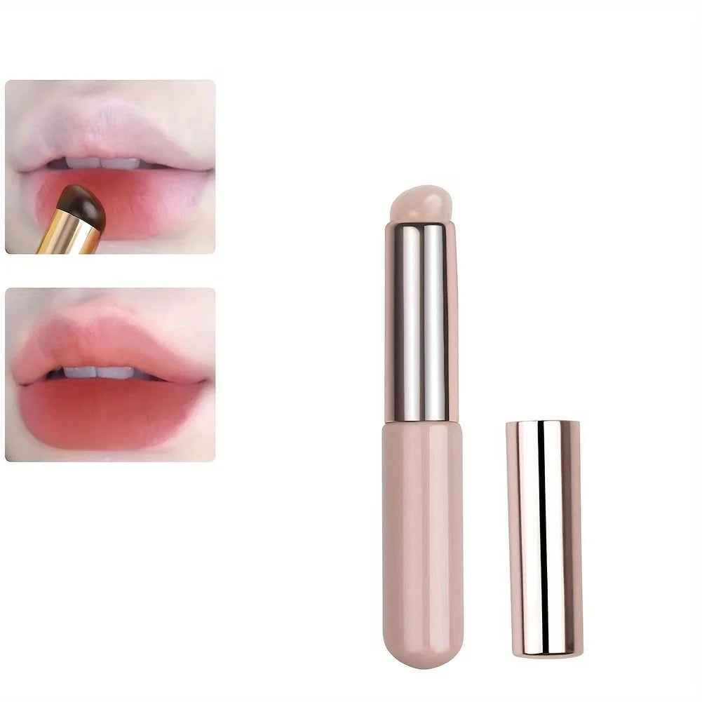 Pincel labial de silicone portátil com capa